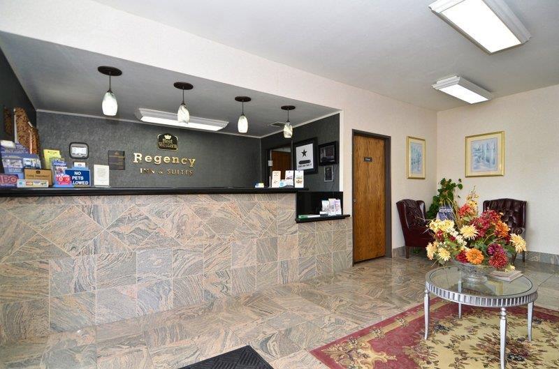 Best Western Regency Inn & Suites Gonzales Interiør bilde