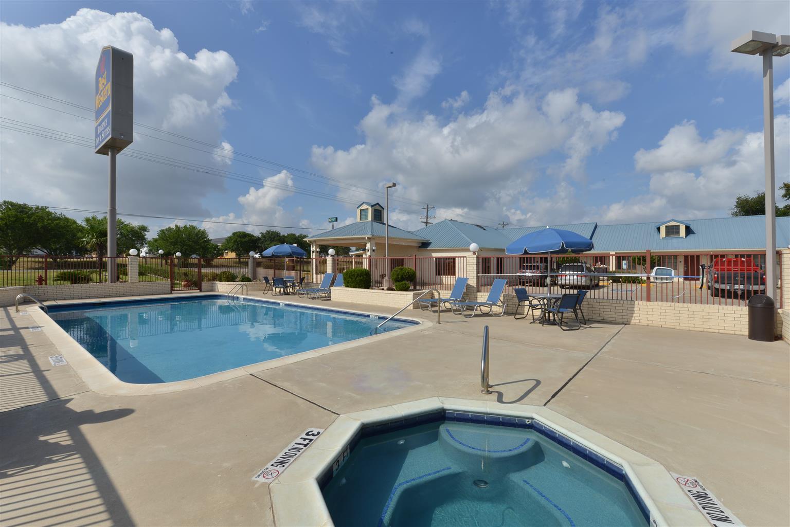 Best Western Regency Inn & Suites Gonzales Eksteriør bilde