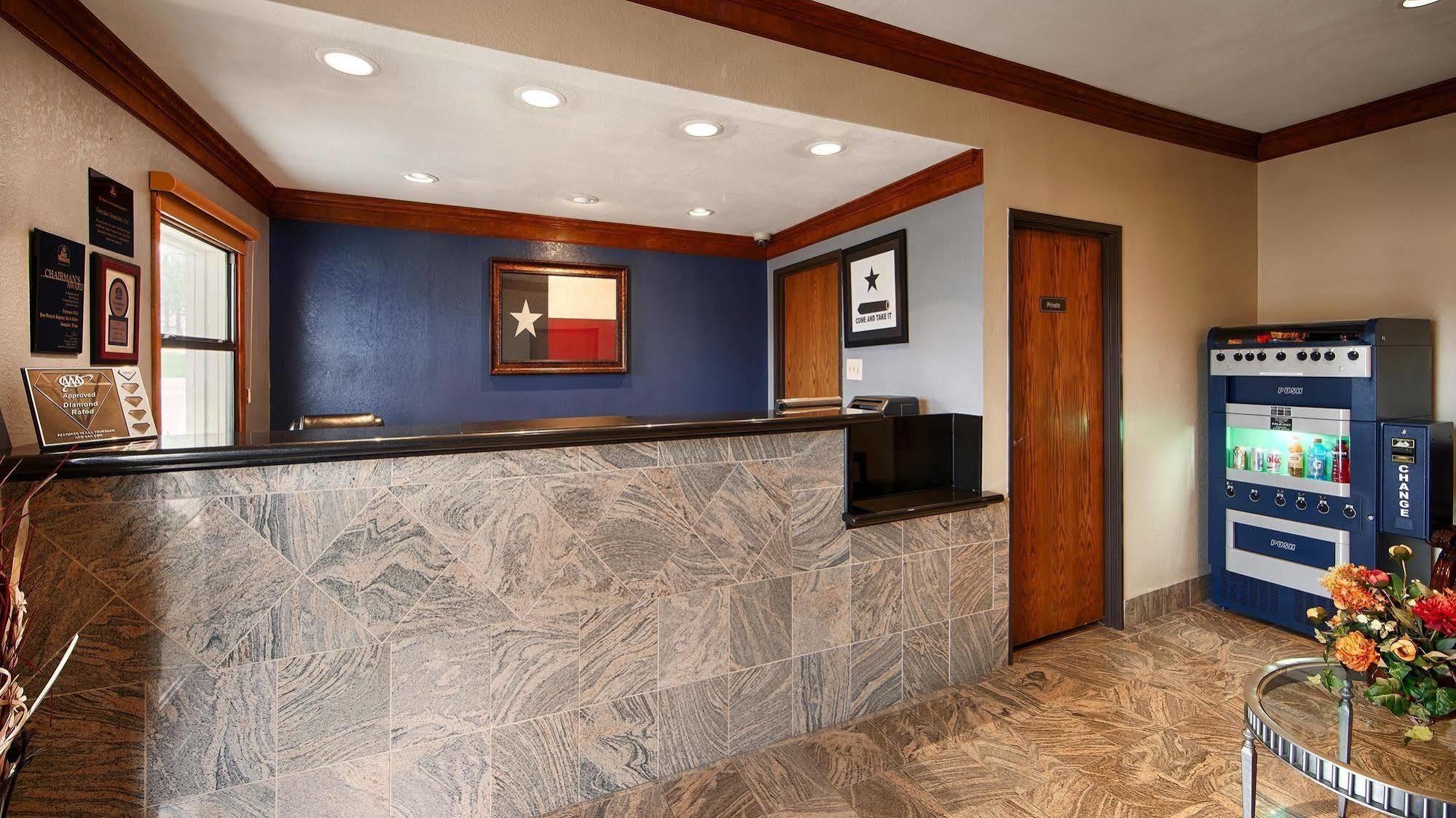 Best Western Regency Inn & Suites Gonzales Eksteriør bilde